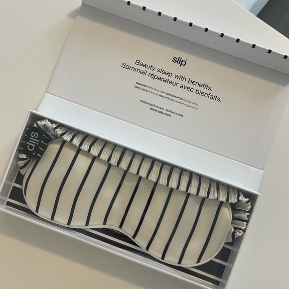 Brands new Slip Pure Silk Sleep Mask | Exclusive edition - Picture 2 of 4